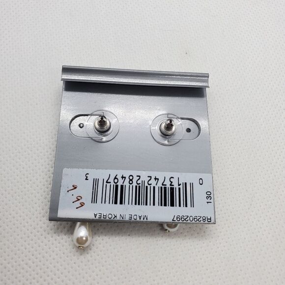 NWT Richelieu Rhinestone & Faux Pearl Dangling Earrings - Picture 3 of 3